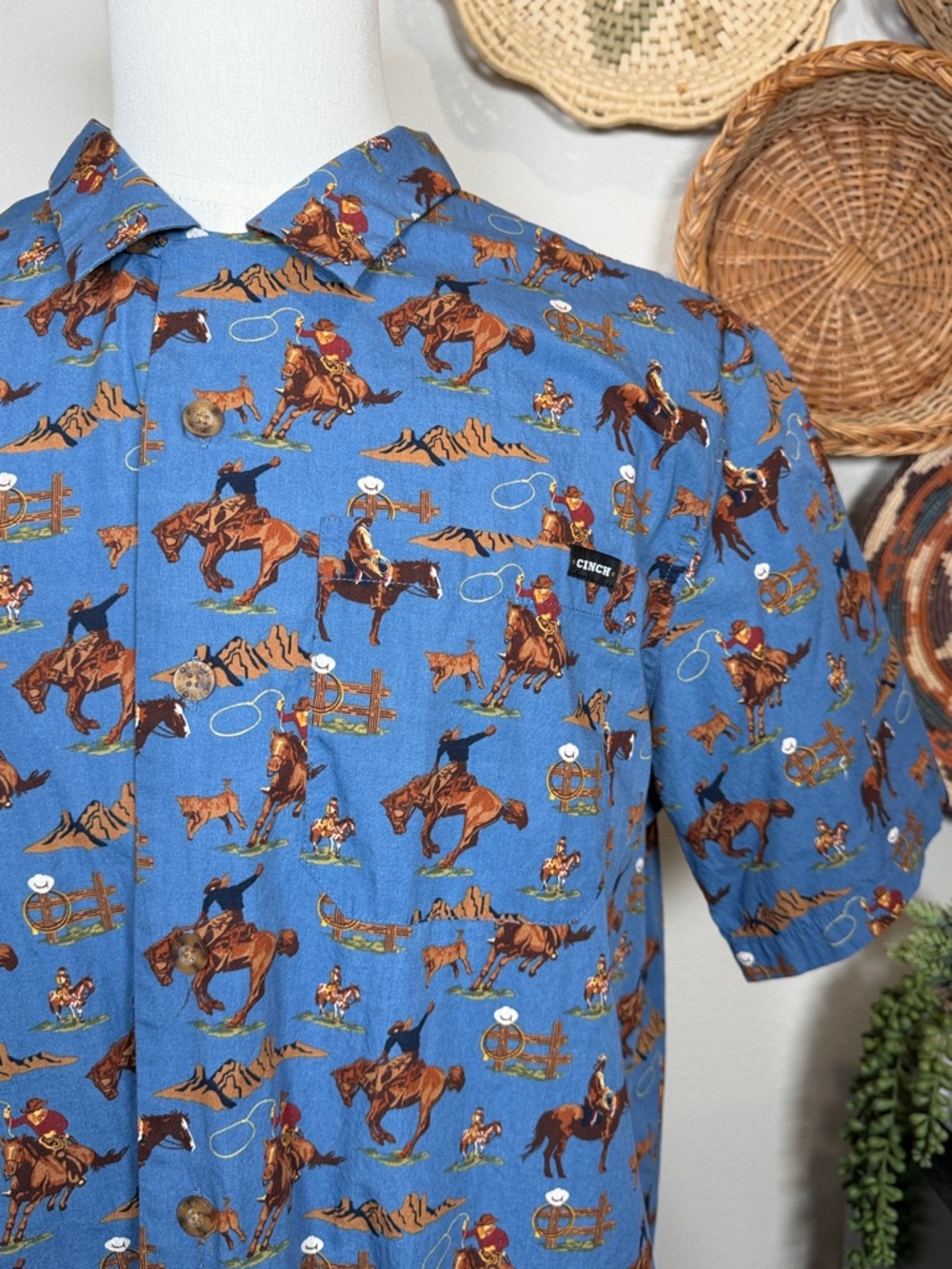 Men’s Cinch Camp Shirt Short Sleeve Button Up Blue Cowboy Print Size XL